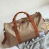 Mochila de viagem de grande capacidade com alça de ombro castanha