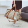 Mochila de viagem de grande capacidade com alça de ombro castanha