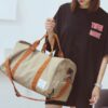 Mochila de viagem de grande capacidade com alça de ombro castanha